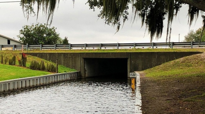 Winter Haven Florida Chain of Lakes Canal