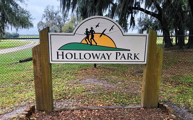 Holloway Park Entrance