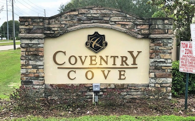 Coventry Cove Community Sign