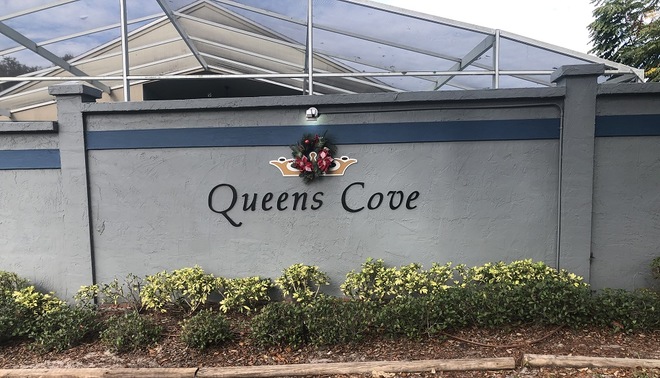 Queens Cove Community Sign