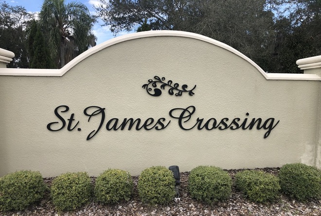 St James Crossing Community Sign